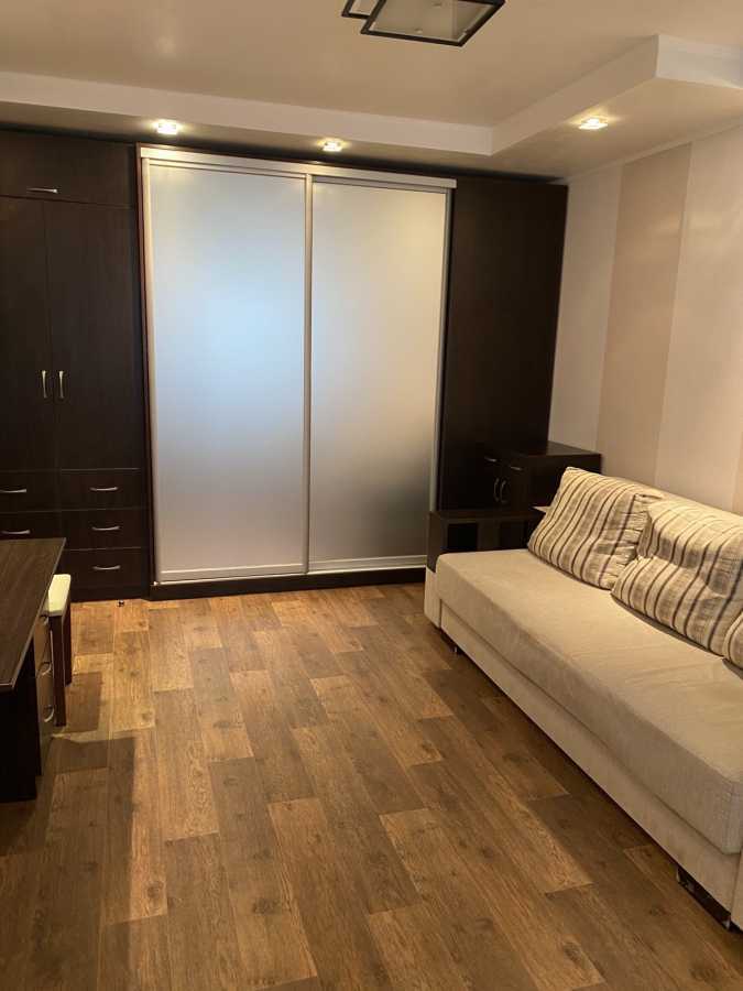 Оренда 1-кімнатної квартири 40 м², Феодосійська вул., 48/52