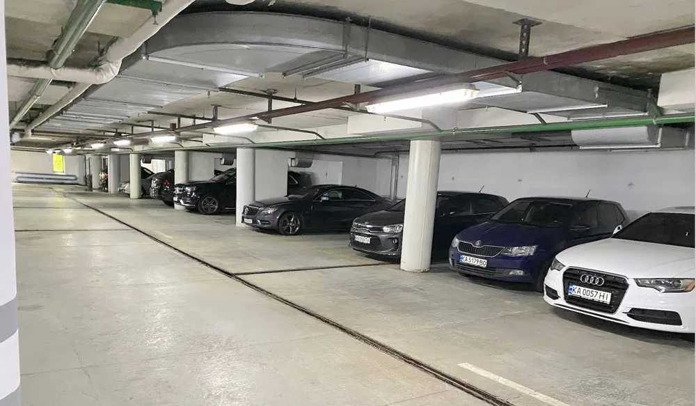 Аренда офиса 5130 м², Печерская пл.