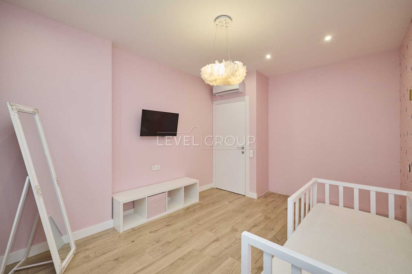 Продаж 2-кімнатної квартири 71.8 м², Любомира Гузара просп., 13