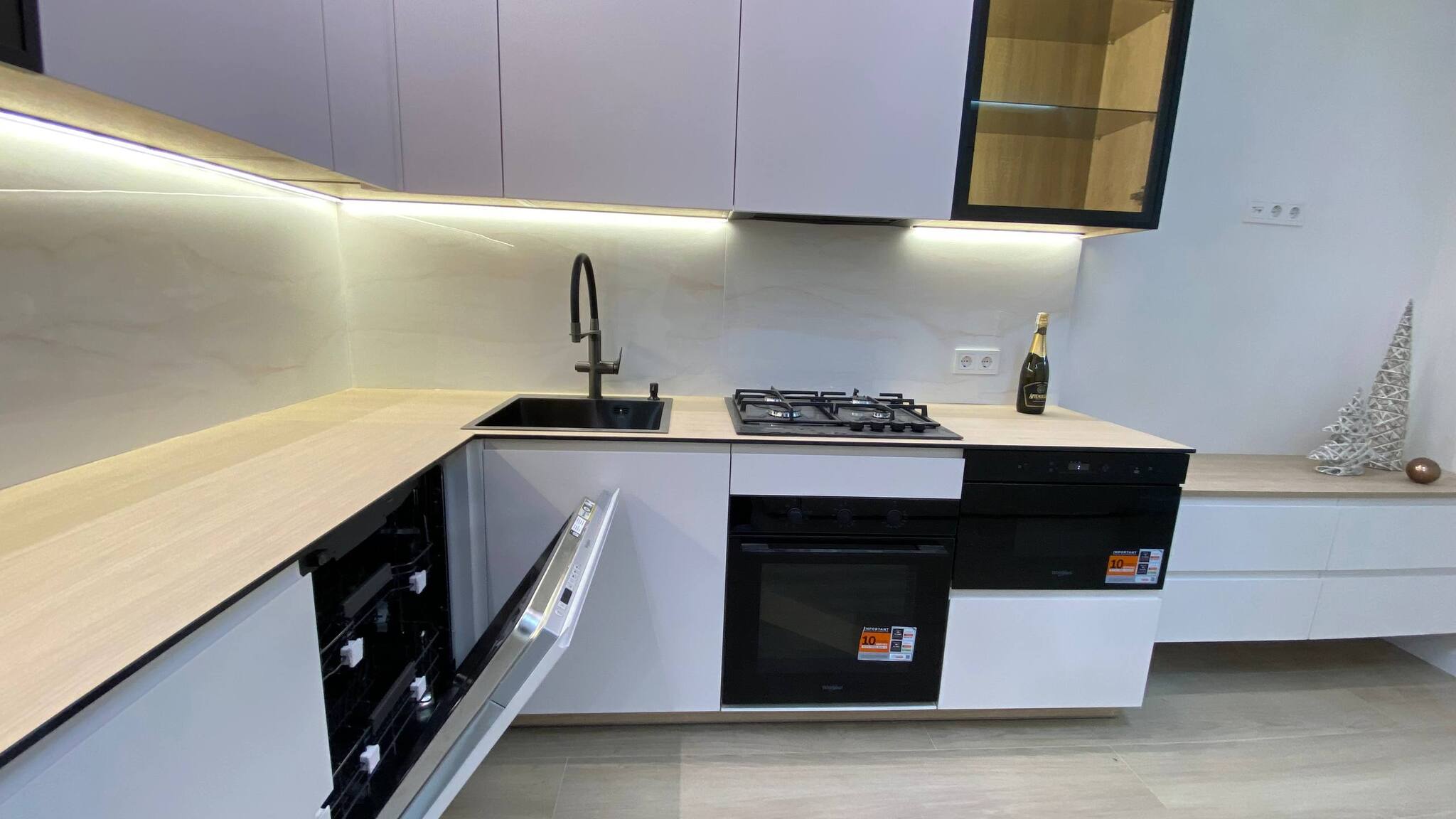 Продаж 2-кімнатної квартири 66 м², ЖК Софія Резіденс, Будинок 1 (Щаслива, 63)