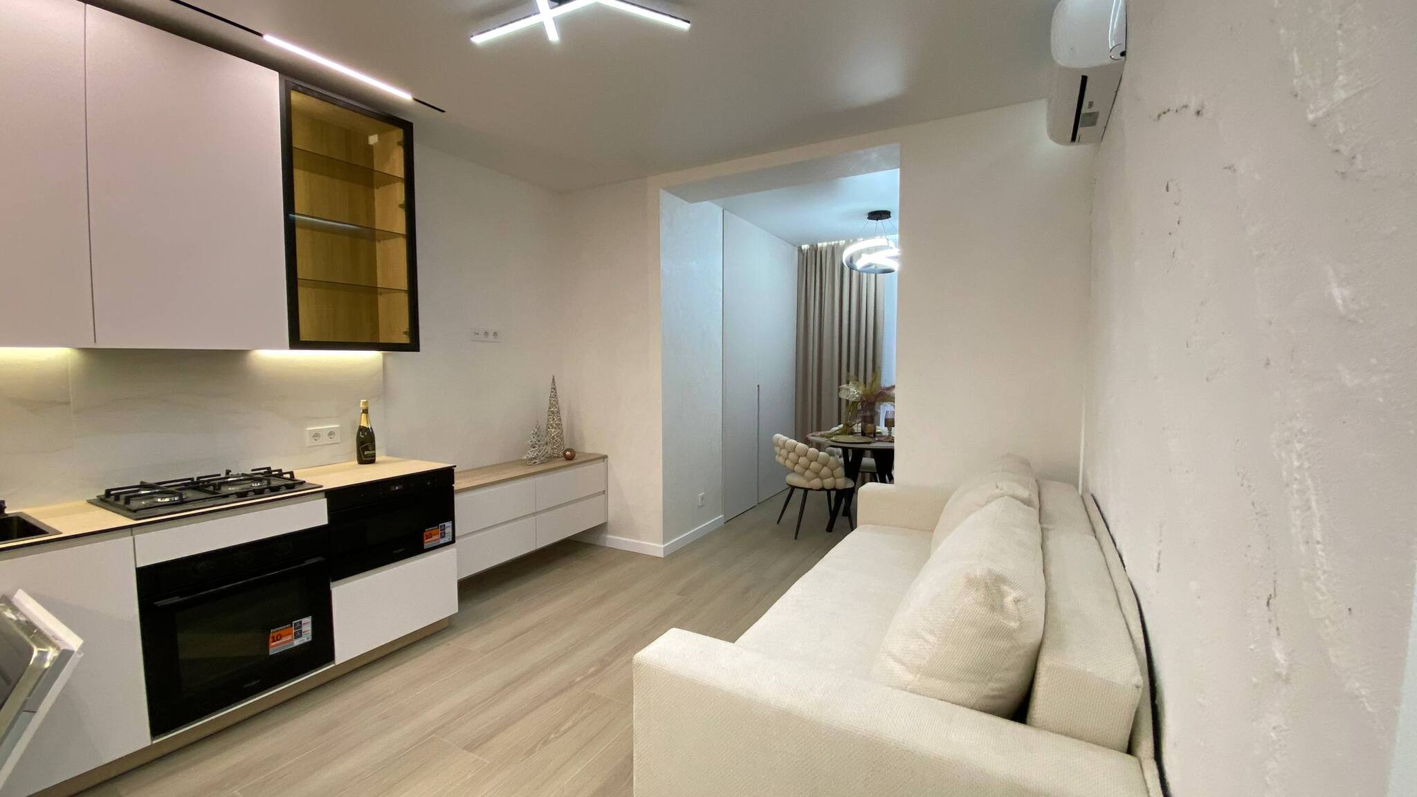 Продаж 2-кімнатної квартири 66 м², ЖК Софія Резіденс, Будинок 1 (Щаслива, 63)