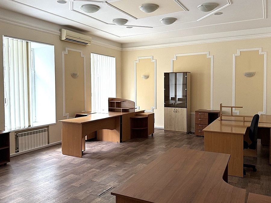 Аренда офиса 178 м², Ивана Мазепы ул., 10