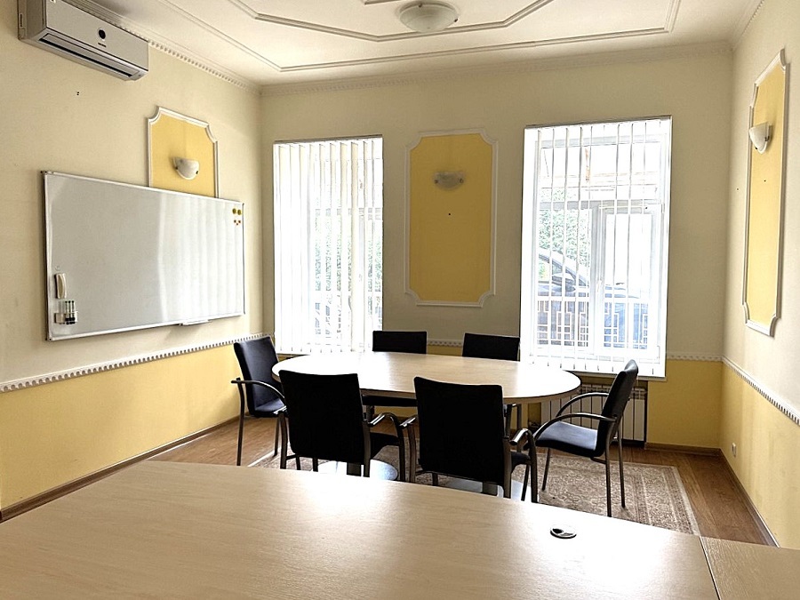 Аренда офиса 500 м², Ивана Мазепы ул., 10