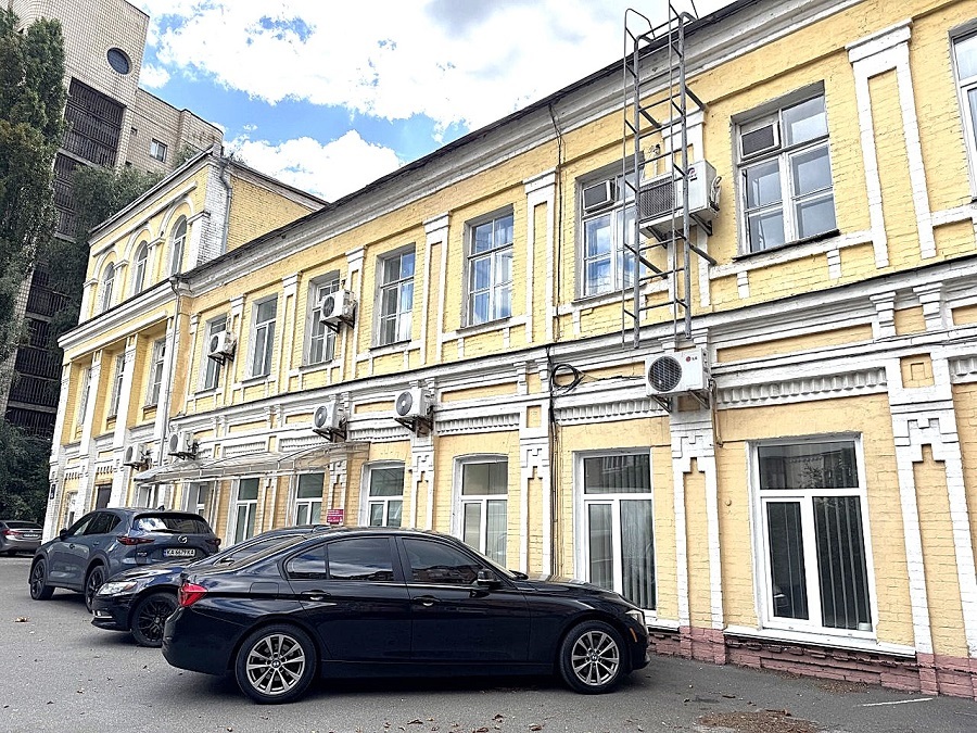 Аренда офиса 500 м², Ивана Мазепы ул., 10