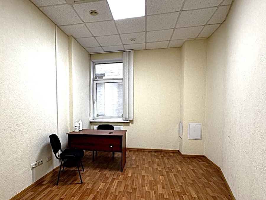 Оренда офісу 78 м², Хрестовий пров., 2А