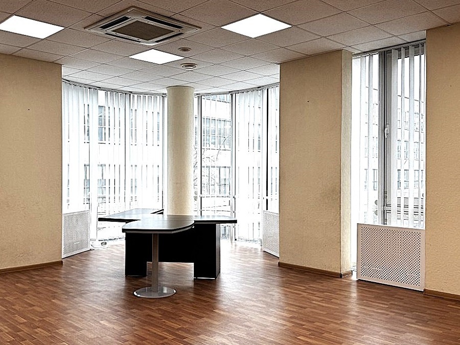 Оренда офісу 110 м², Хрестовий пров., 2А