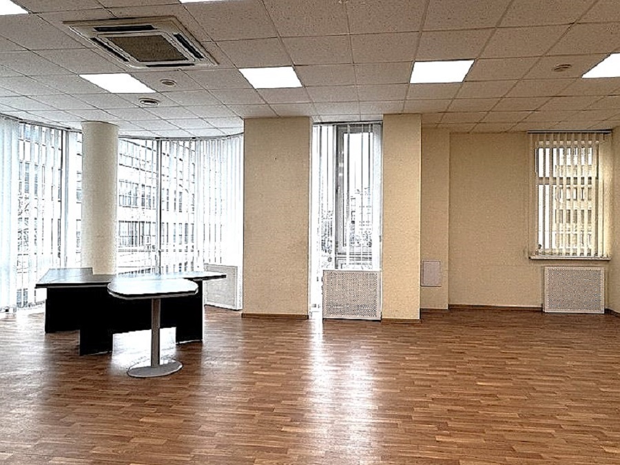 Оренда офісу 167 м², Хрестовий пров., 2А