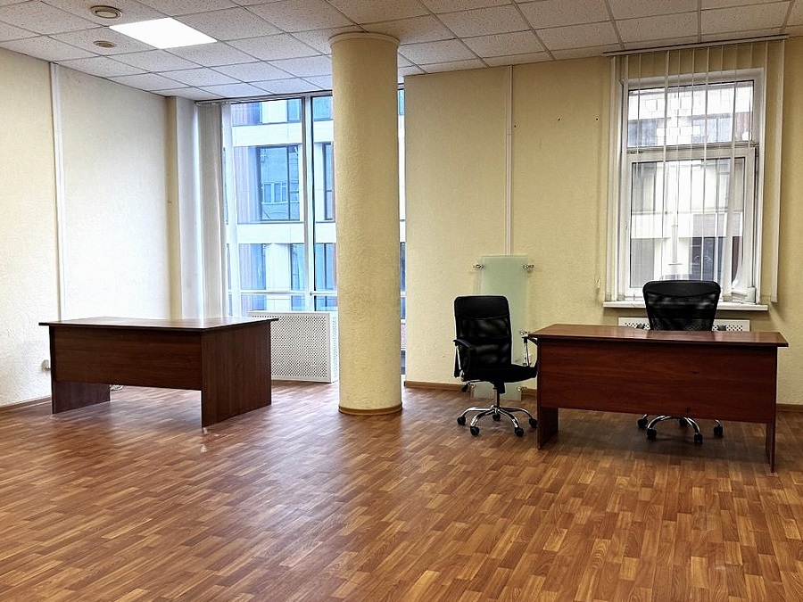 Оренда офісу 167 м², Хрестовий пров., 2А