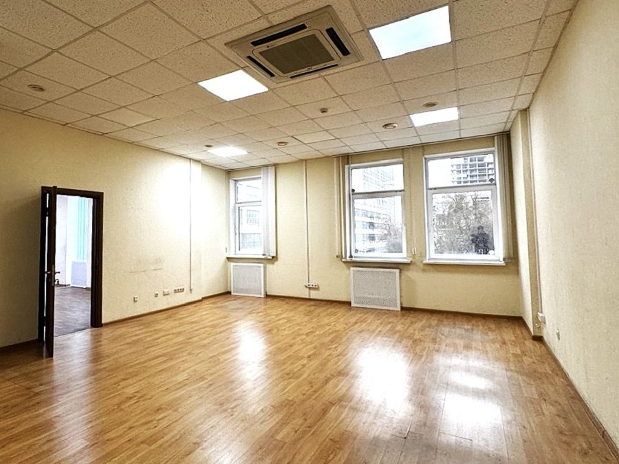 Оренда офісу 167 м², Хрестовий пров., 2А