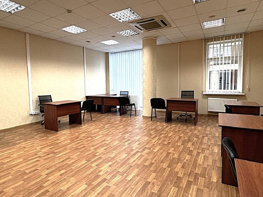 Оренда офісу 55 м², Хрестовий пров., 2А