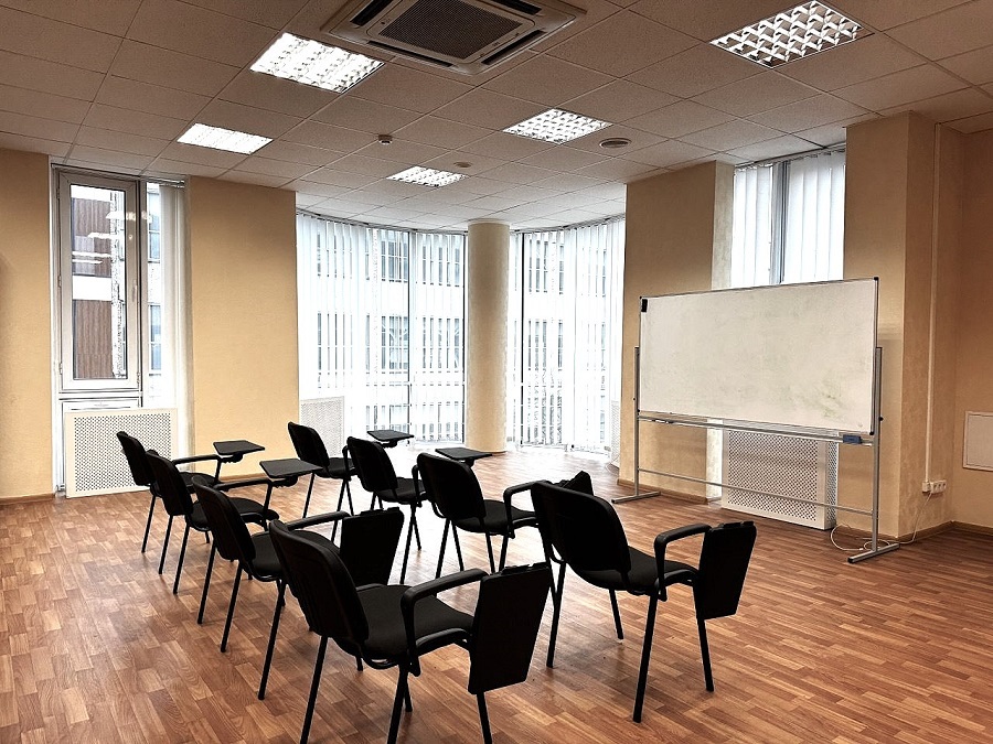 Оренда офісу 167 м², Хрестовий пров., 2А