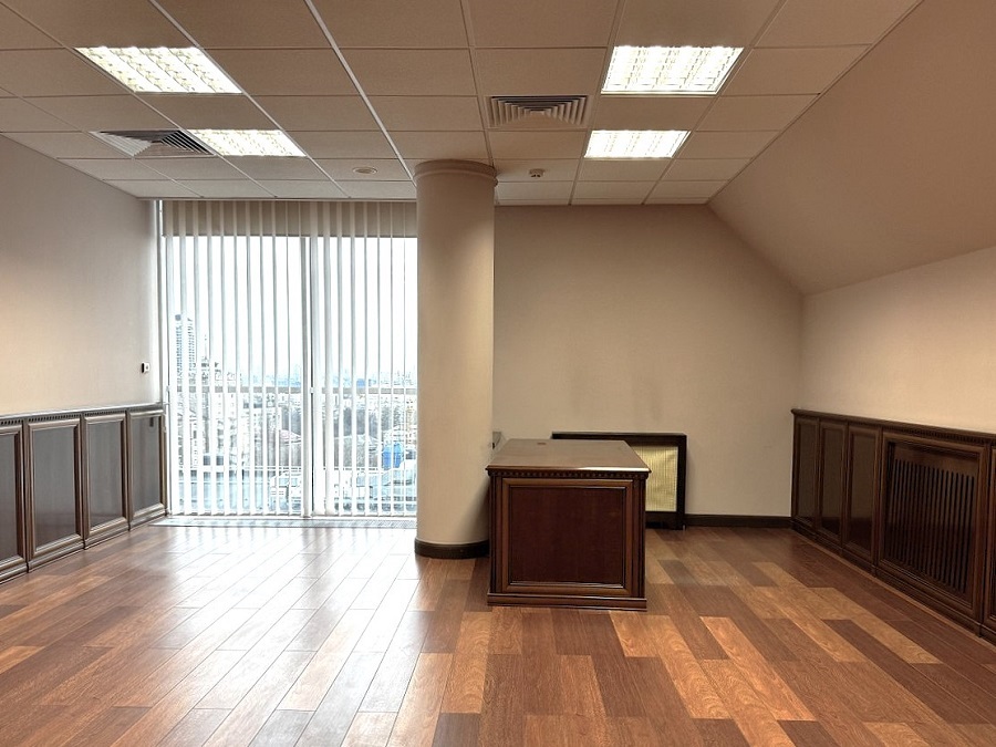 Оренда офісу 170 м², Хрестовий пров., 2А