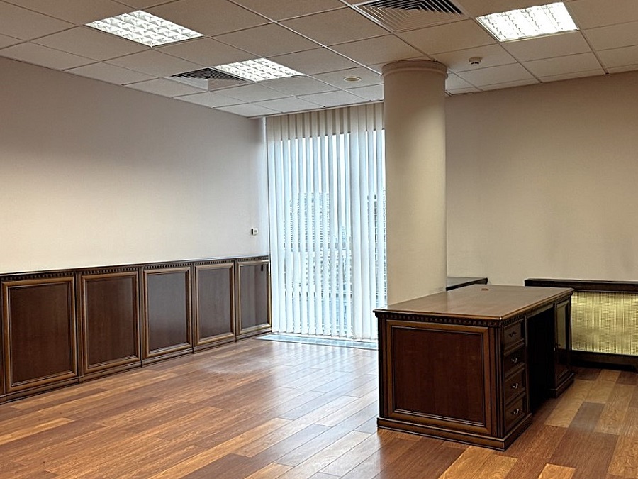 Оренда офісу 170 м², Хрестовий пров., 2А