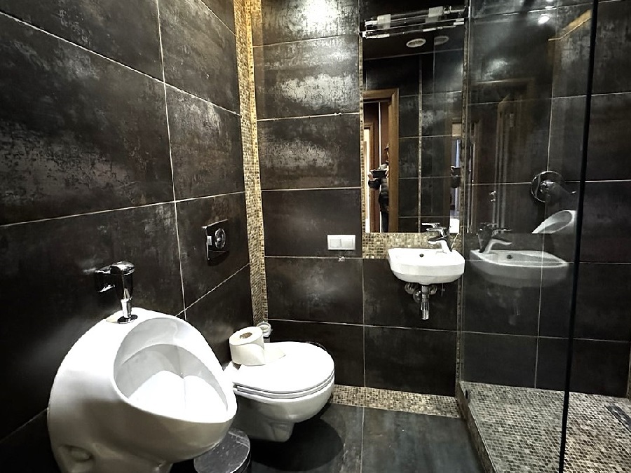 Оренда офісу 170 м², Хрестовий пров., 2А