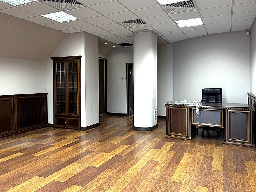 Оренда офісу 170 м², Хрестовий пров., 2А