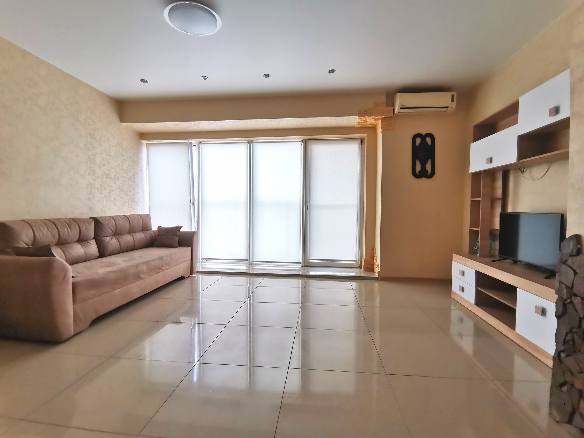 Продажа 1-комнатной квартиры 38 м², Александра Поля просп., 27Д