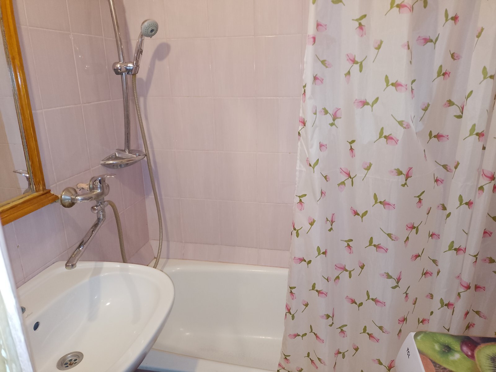 Аренда комнаты/части квартиры, Ревуцкого ул., 19/1