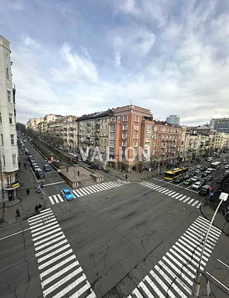 Продажа 2-комнатной квартиры 49.1 м², Саксаганского ул., 33/35