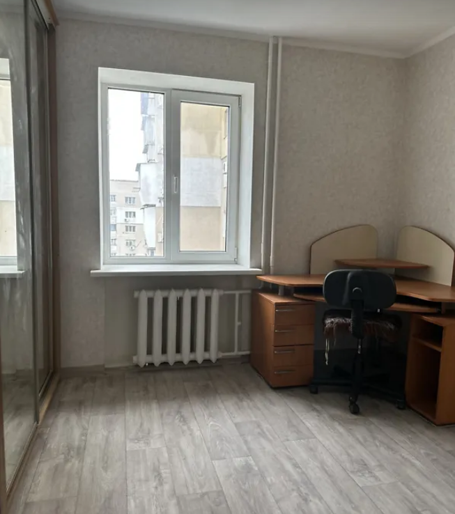 Продажа 4-комнатной квартиры 78 м², Люстдорфская дор.