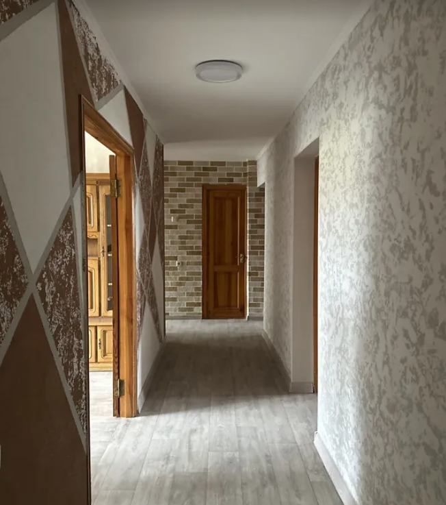 Продажа 4-комнатной квартиры 78 м², Люстдорфская дор.