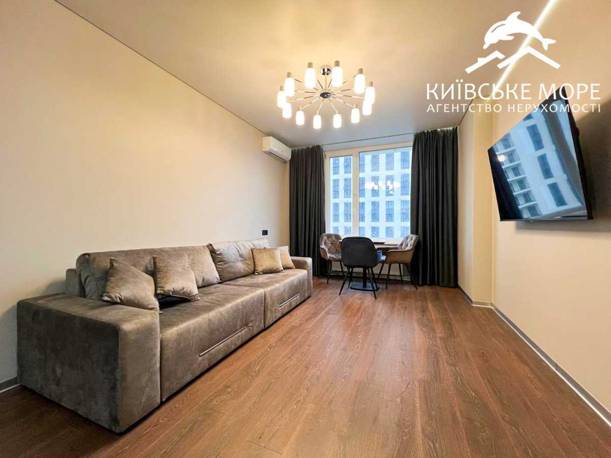 Аренда 1-комнатной квартиры 51 м², Князя Романа Мстиславича, 22