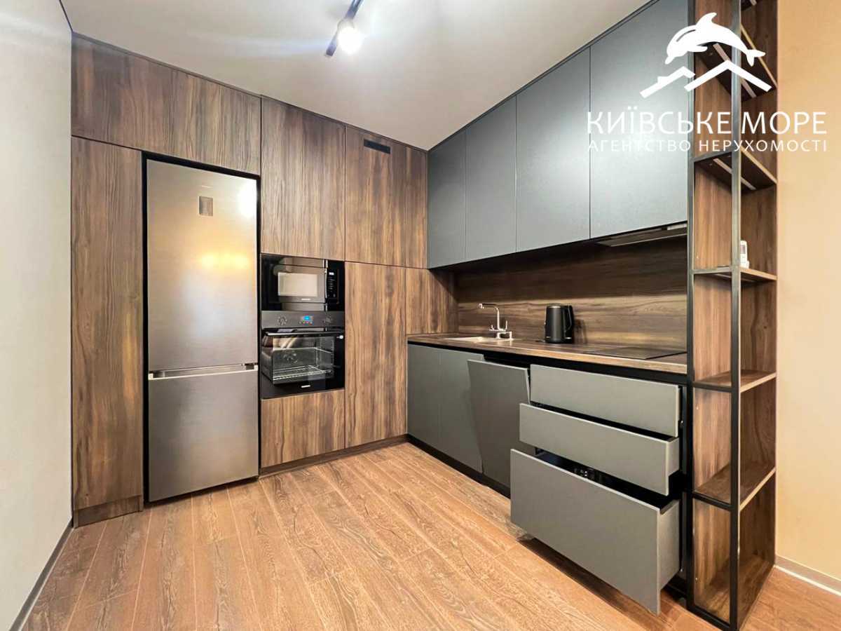 Аренда 1-комнатной квартиры 51 м², Князя Романа Мстиславича, 22