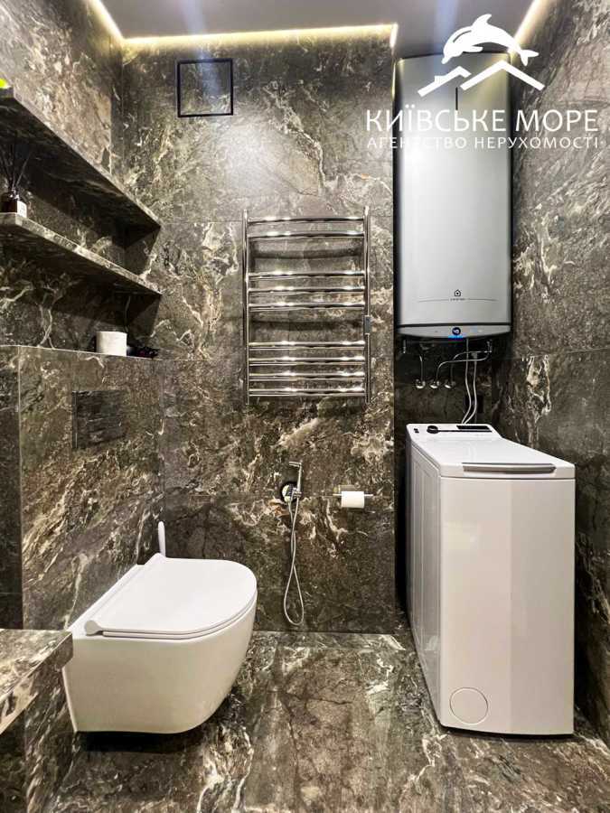 Аренда 1-комнатной квартиры 51 м², Князя Романа Мстиславича, 22