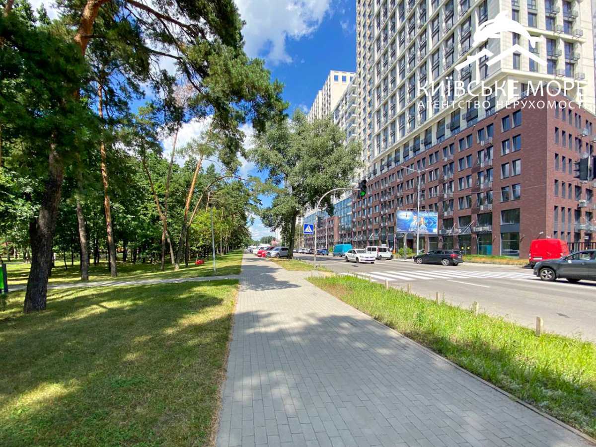 Аренда 1-комнатной квартиры 51 м², Князя Романа Мстиславича, 22