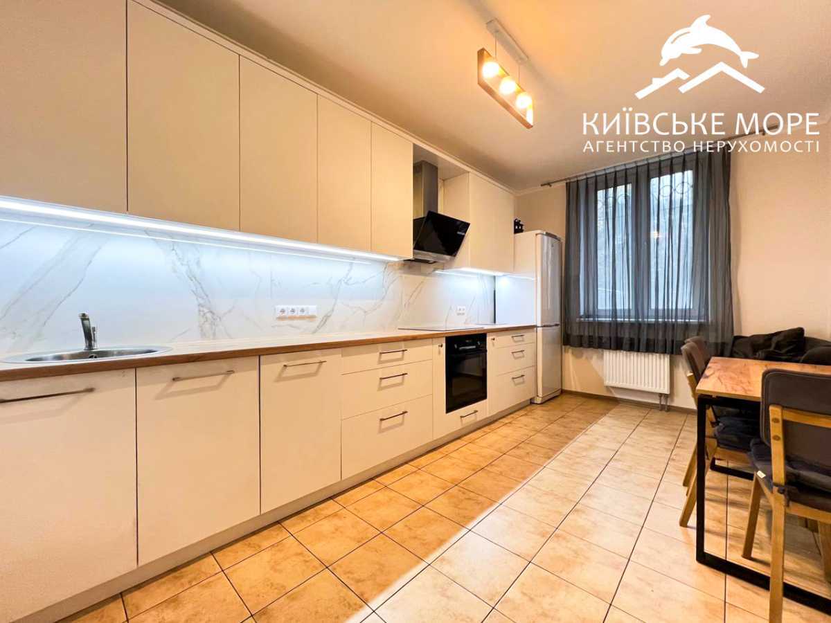Аренда 3-комнатной квартиры 86 м², Воскресенская ул., 12А