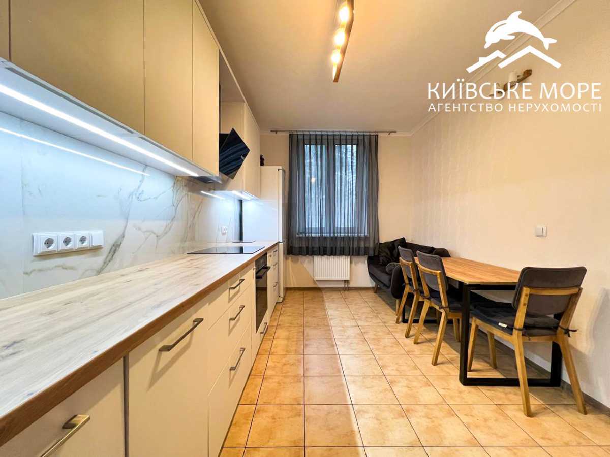 Аренда 3-комнатной квартиры 86 м², Воскресенская ул., 12А
