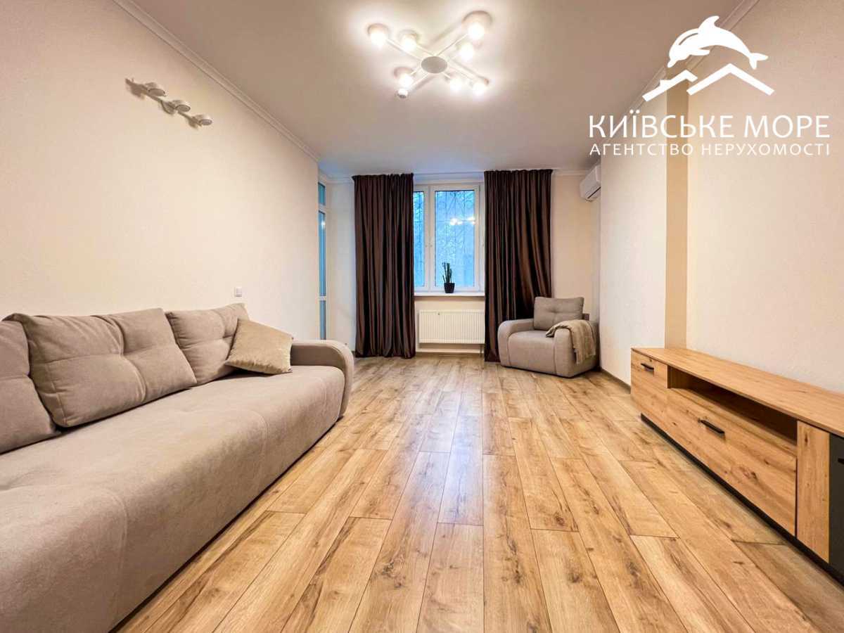 Аренда 3-комнатной квартиры 86 м², Воскресенская ул., 12А