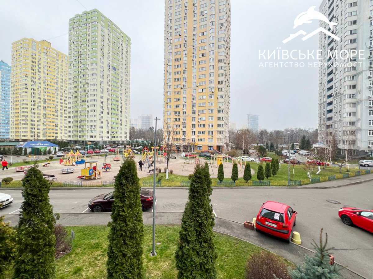 Аренда 3-комнатной квартиры 86 м², Воскресенская ул., 12А