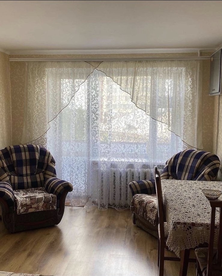 Аренда 1-комнатной квартиры 38 м², Ивана Акинфиева ул.