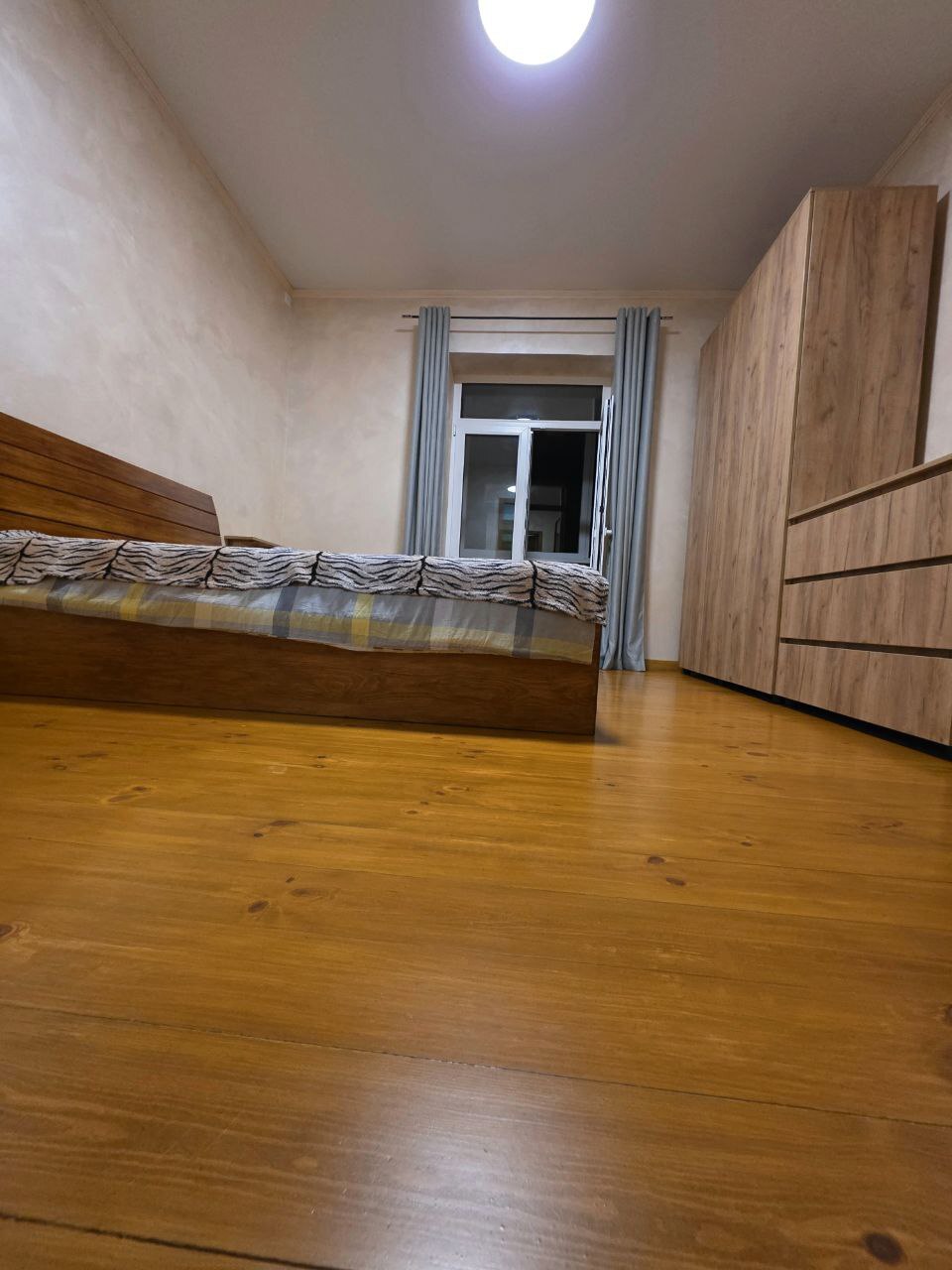 Продажа 2-комнатной квартиры 55 м², Строителей ул.