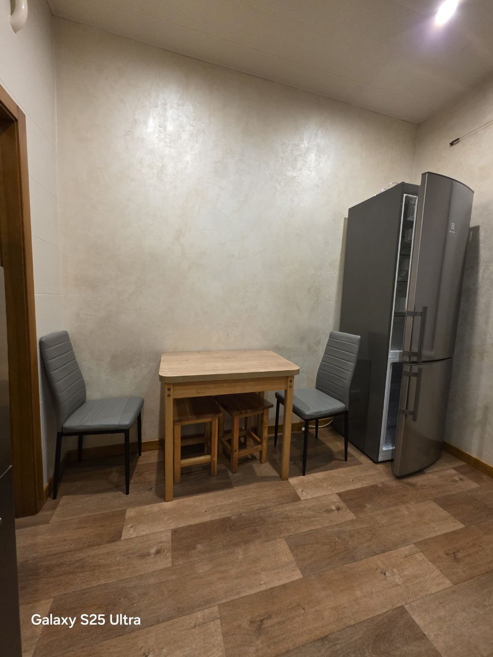 Продажа 2-комнатной квартиры 55 м², Строителей ул.