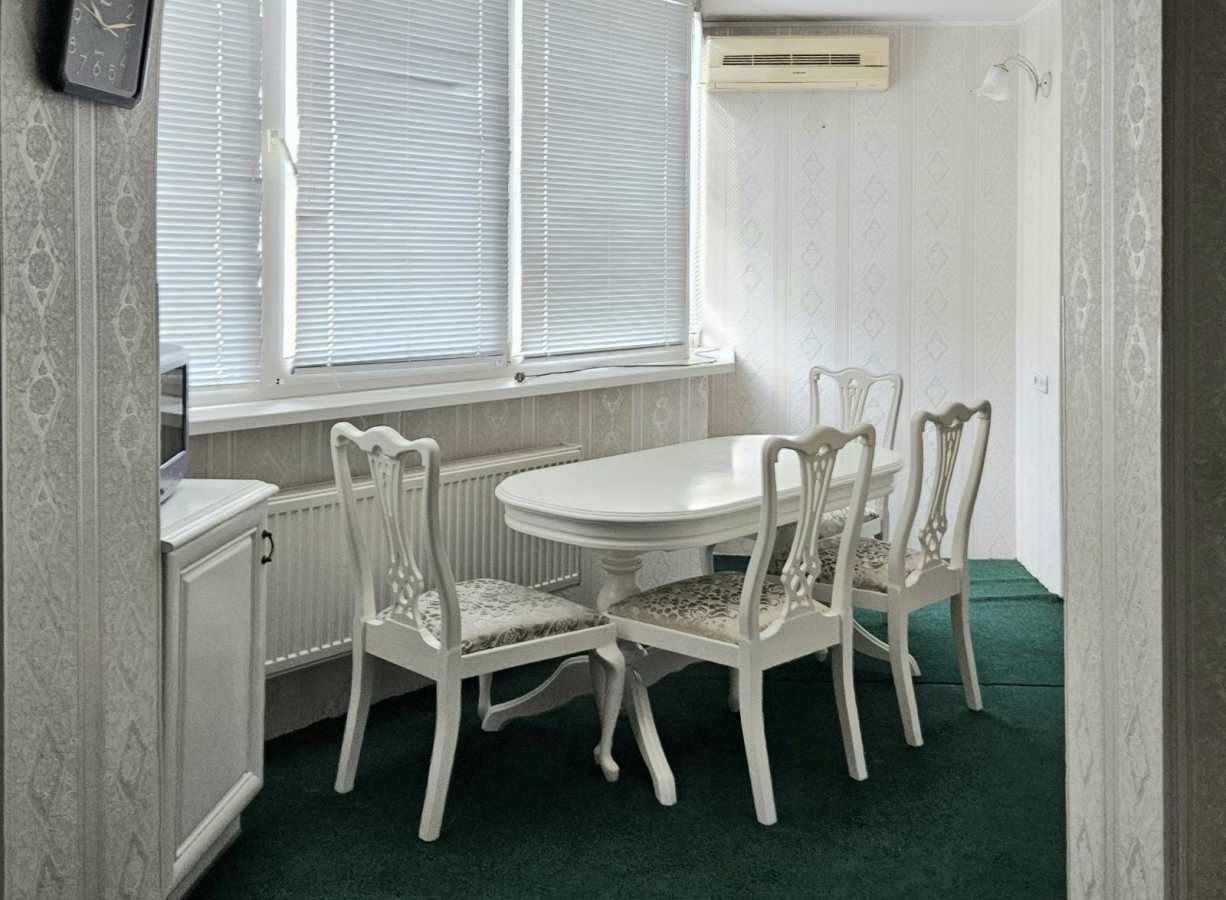 Оренда 3-кімнатної квартири 74 м², Підлісна вул., 6