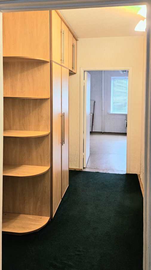 Оренда 3-кімнатної квартири 74 м², Підлісна вул., 6