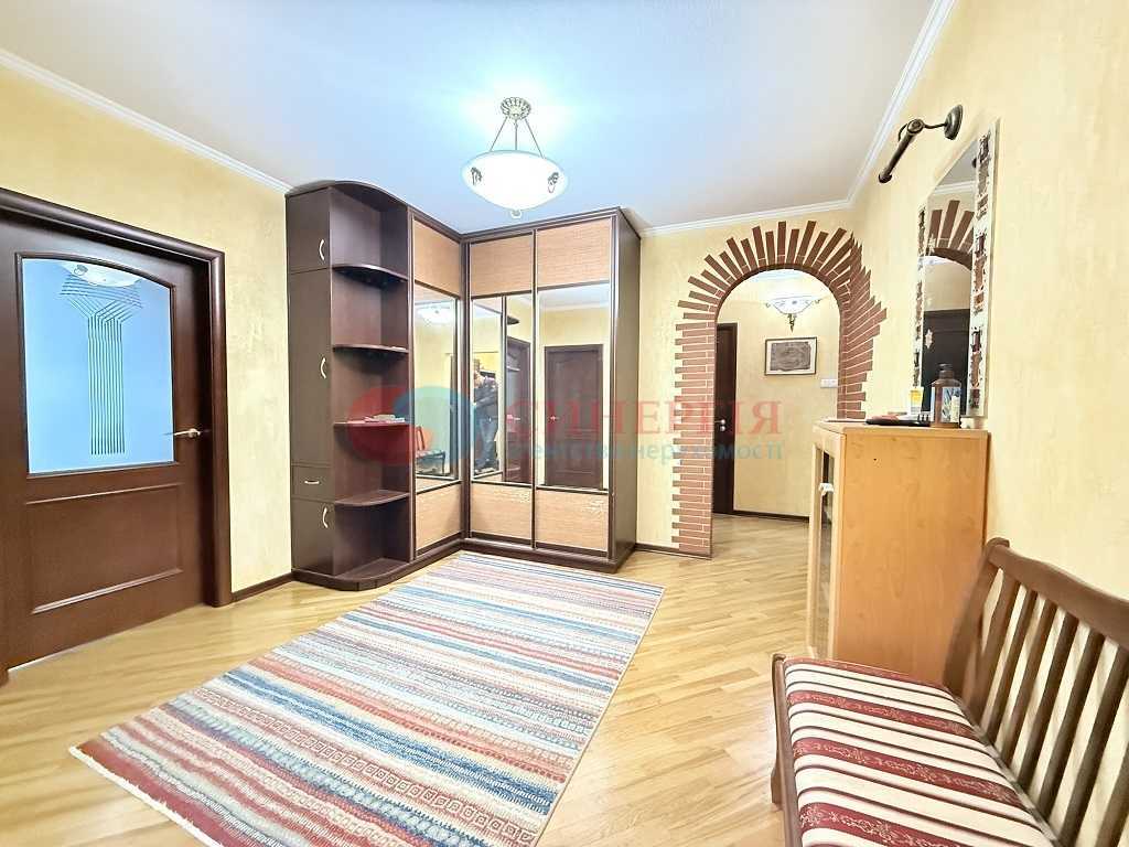 Продаж 3-кімнатної квартири 93 м², Маршала Тимошенка вул., 15Г