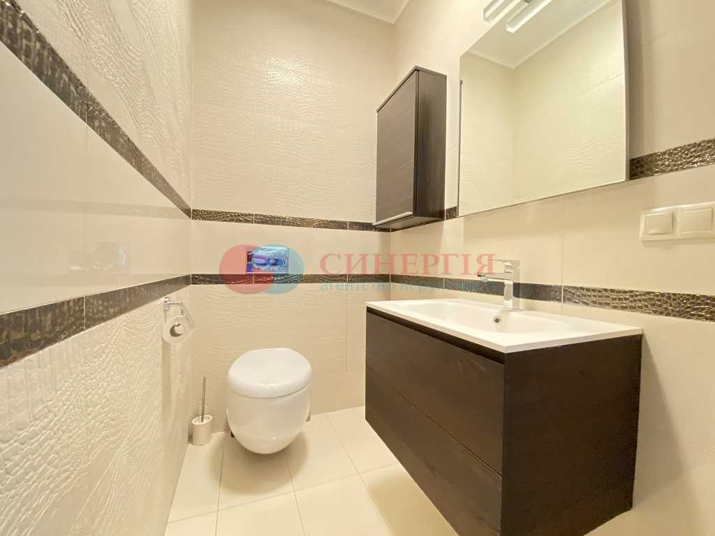 Аренда 3-комнатной квартиры 149 м², Институтская ул., 18А