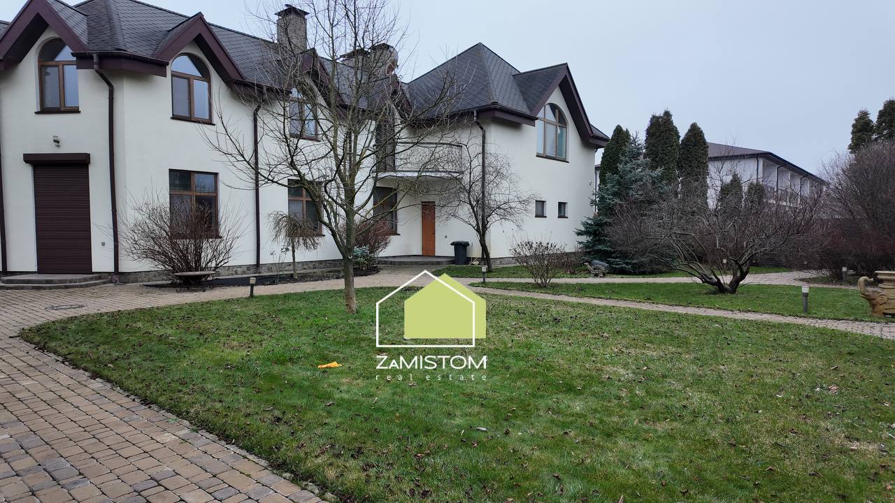 Продаж будинку 210 м²