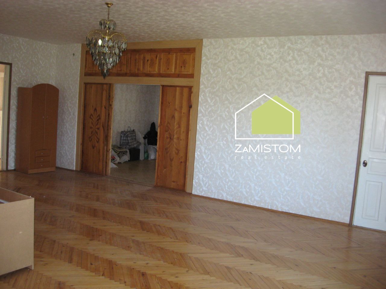 Продаж будинку 270 м²