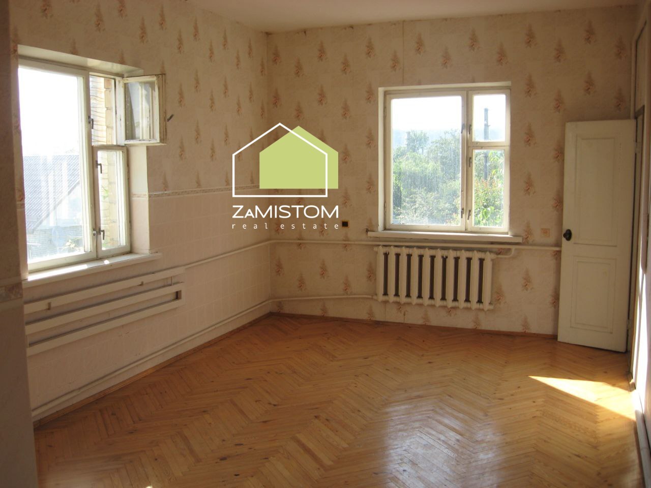 Продаж будинку 270 м²