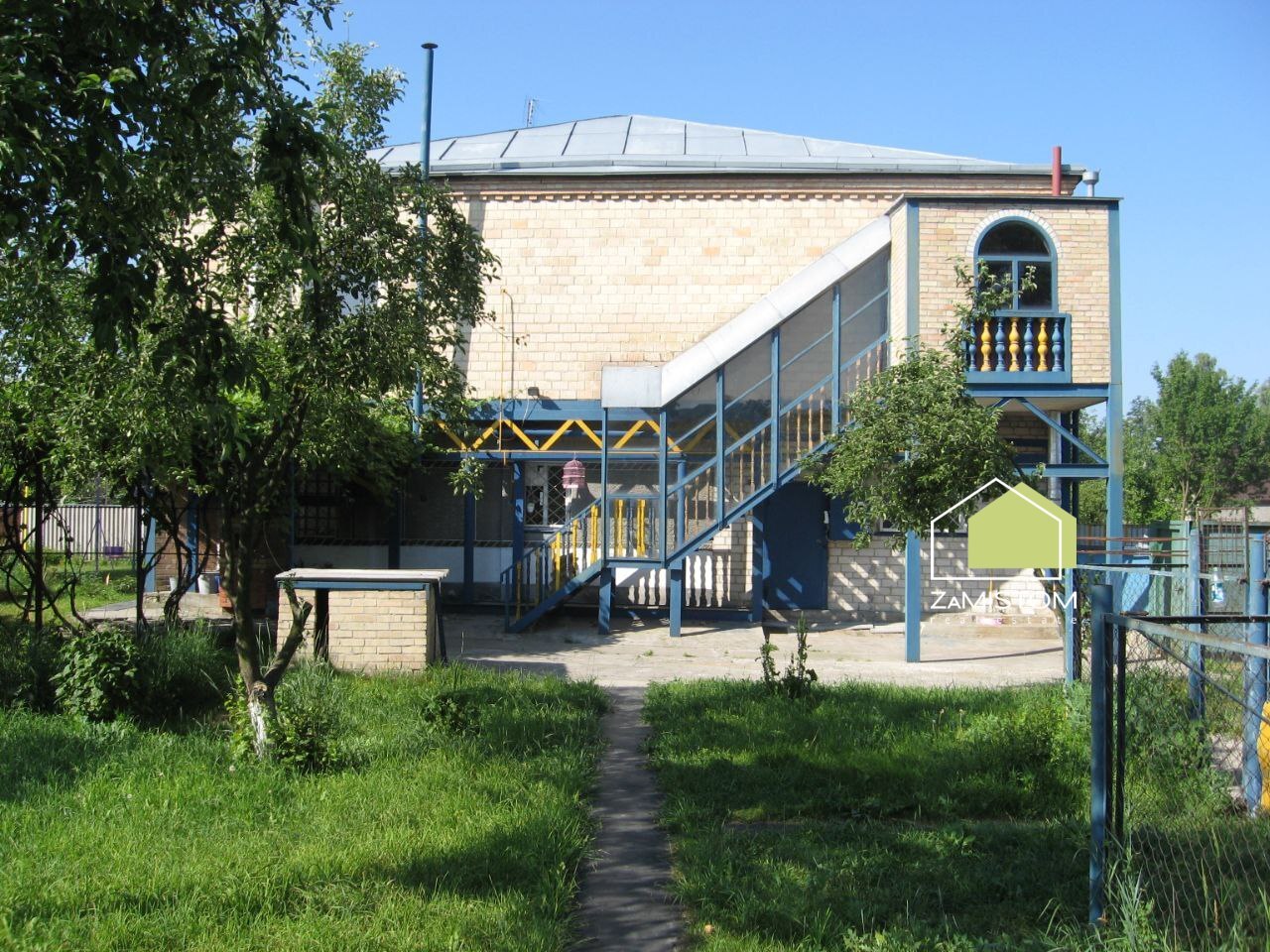 Продаж будинку 270 м²