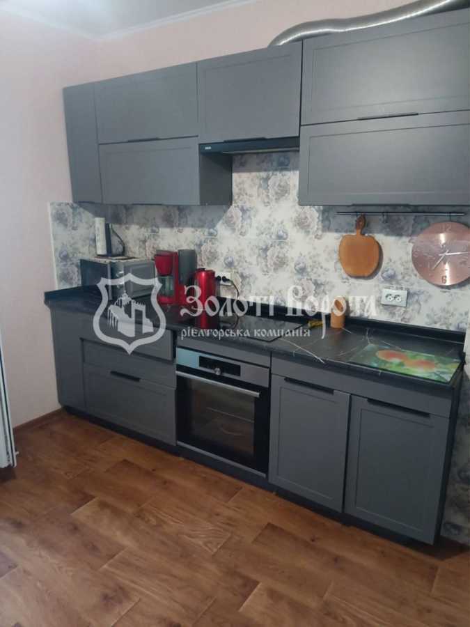 Продаж 3-кімнатної квартири 93.5 м², Коноплянська вул., 22