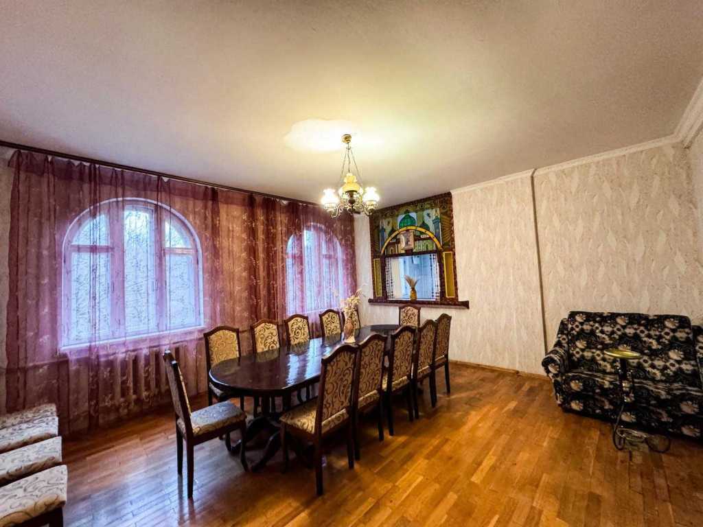 Продаж будинку 261.4 м², Вишнева, 51