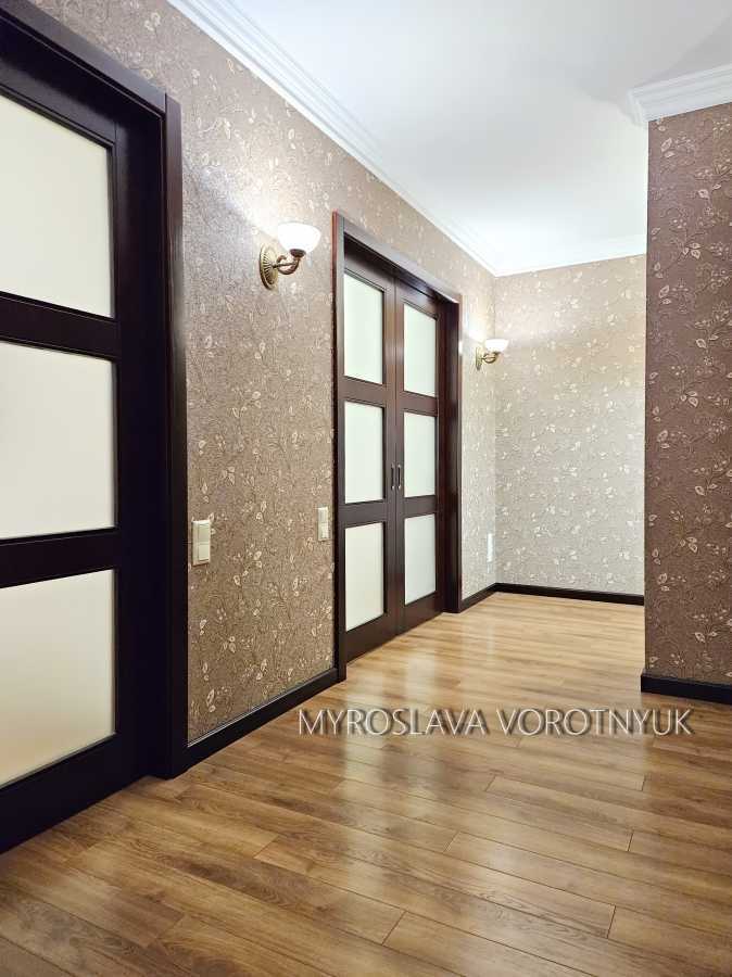 Продаж 2-кімнатної квартири 69 м², Голосіївський просп., 58