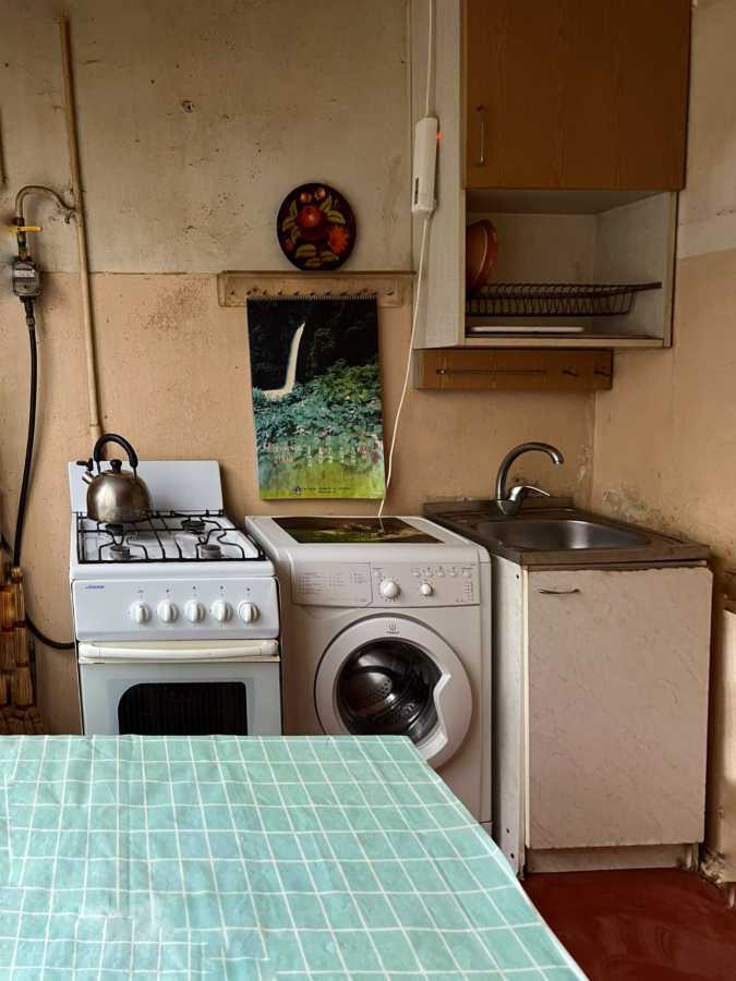 Продажа 3-комнатной квартиры 62 м², Бакинская ул., 37