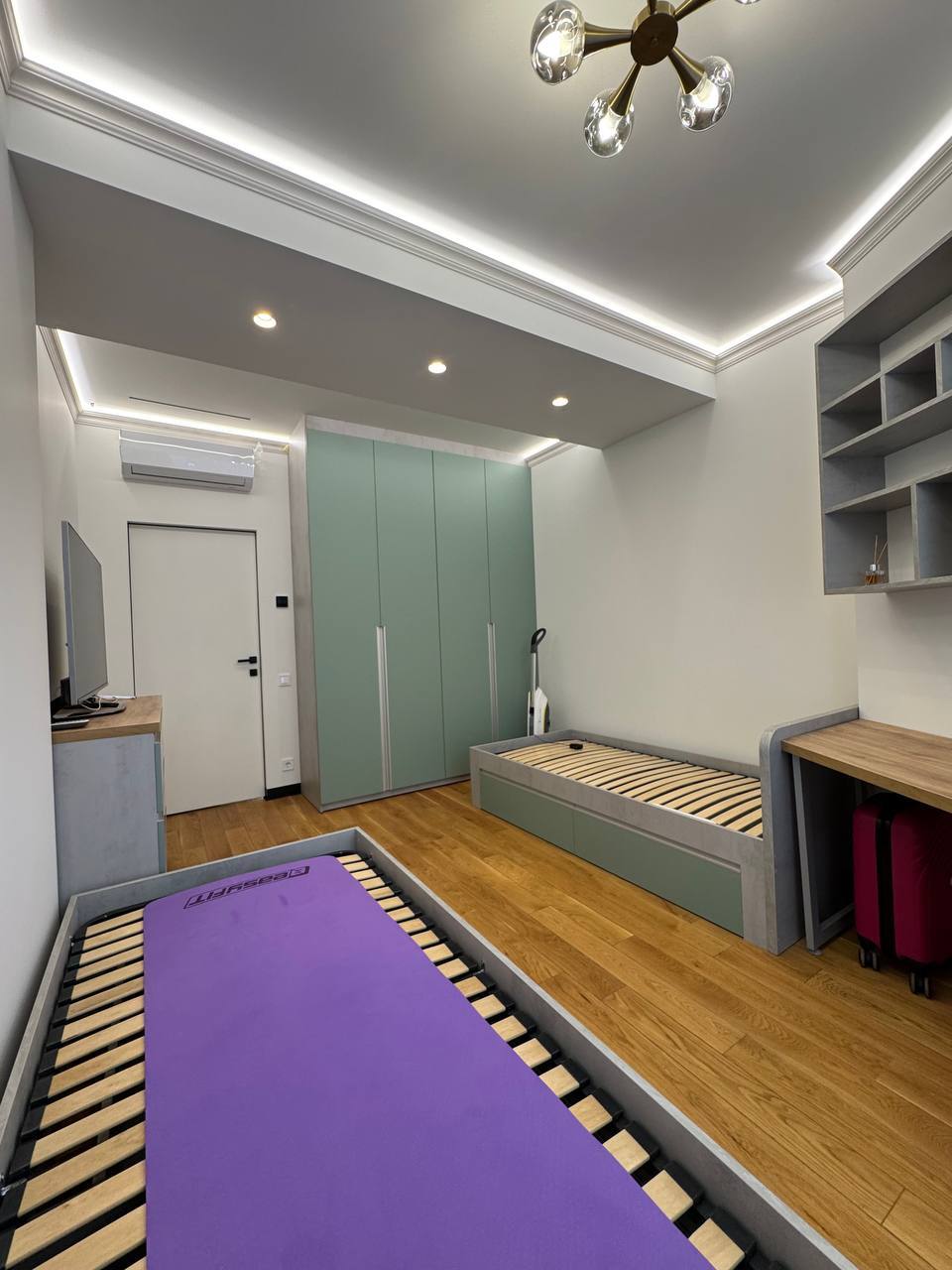 Продажа 3-комнатной квартиры 64 м², Гагарина просп.