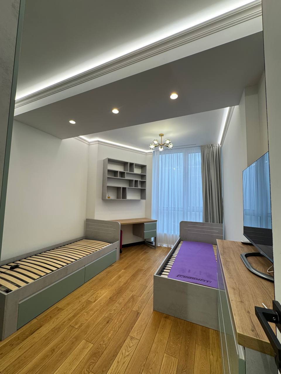 Продажа 3-комнатной квартиры 64 м², Гагарина просп.