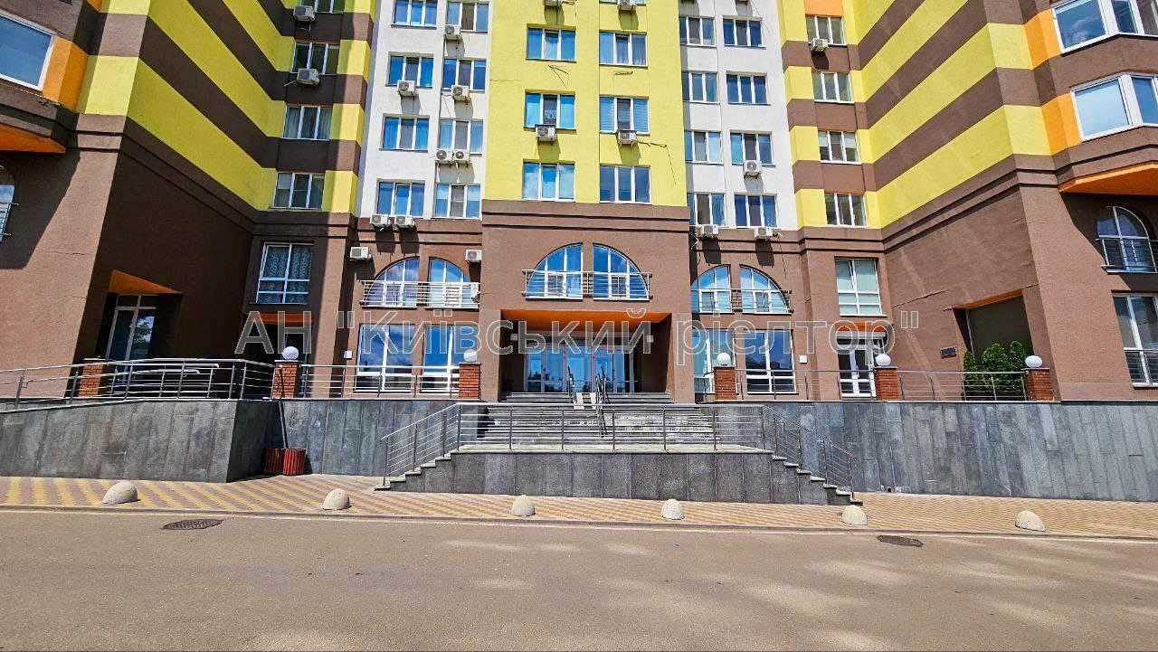Продаж 3-кімнатної квартири 106.9 м², Голосіївський просп., 95А